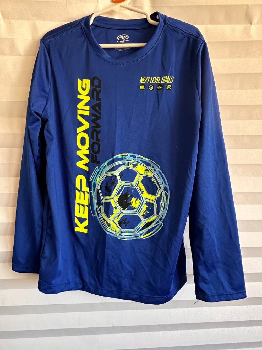 Athletic Works Boys Size 8 Blue Long Sleeve Performance Tee Activewear Top